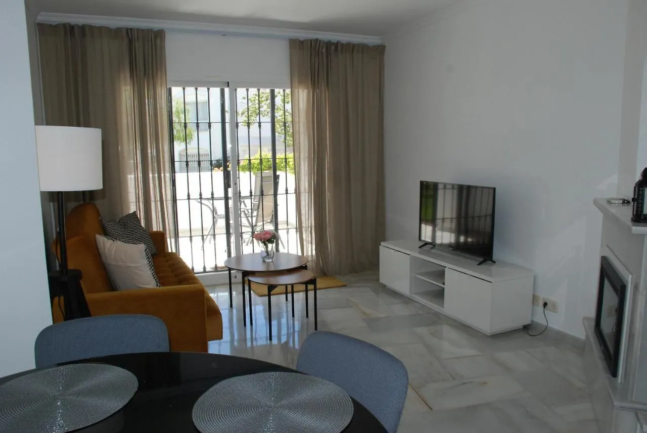 Casa Elviria Del Sol Apartment Marbella